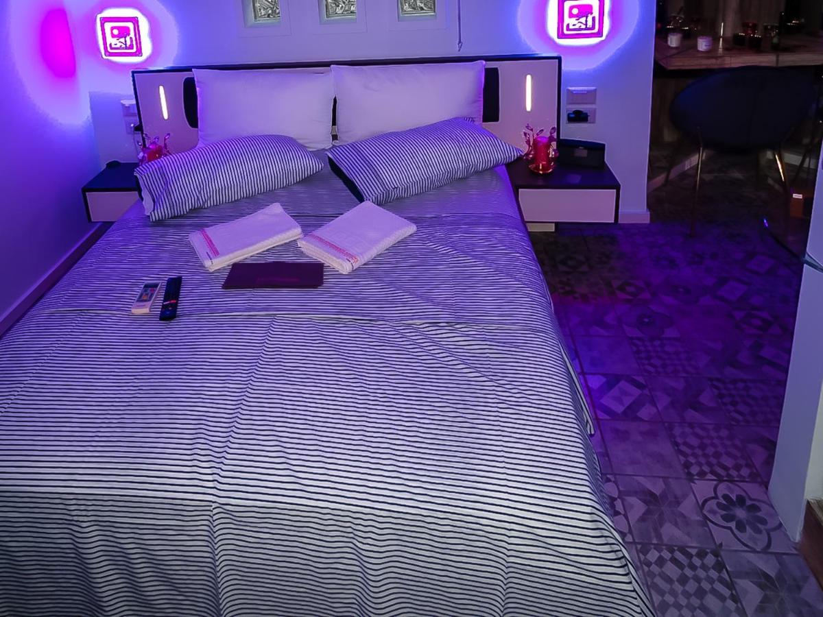 B 2 Luxury Suite Acropolis View Athens Privat Jacuzzi Ngoại thất bức ảnh